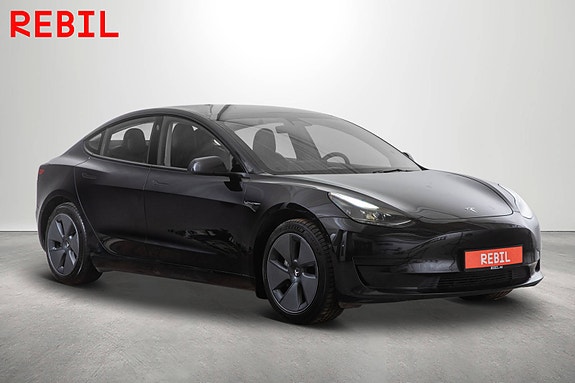Tesla Model 3 4 of 27