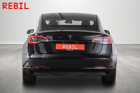 Tesla Model 3 6 of 27