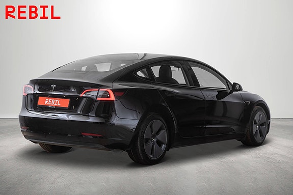Tesla Model 3 7 of 27