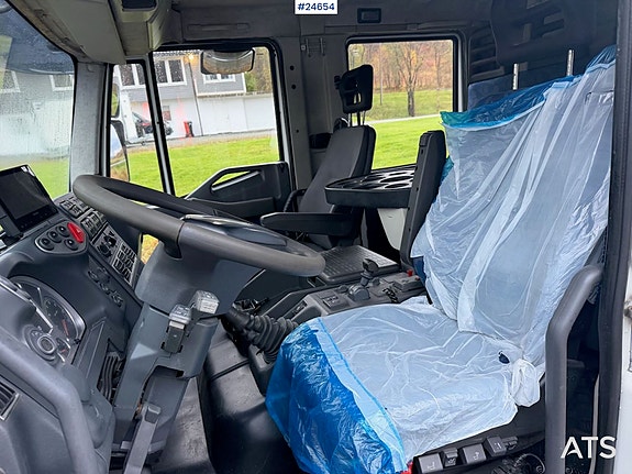 Iveco eurocargo 100E21 planbil med bakmontert kran. REP.OBJEKT 21 of 30