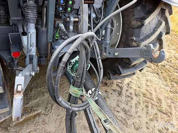 2017 Valtra N174 4x4 traktor m/ frontlaster, ISOBUS, og front PTO 14 of 30