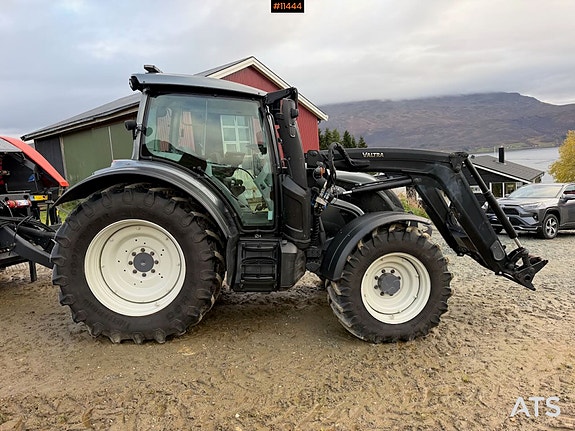 2017 Valtra N174 4x4 traktor m/ frontlaster, ISOBUS, og front PTO 5 of 30