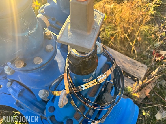 Andre Ventilkryss Ulefos med tre sluser DN200 og brannkobling DN150 - PN10 15 of 21