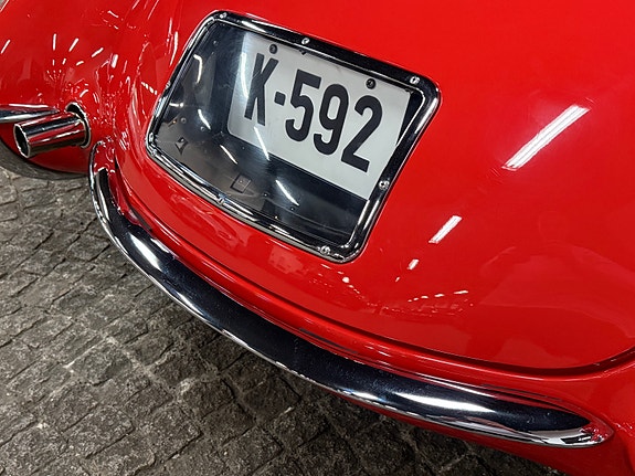 Chevrolet Corvette 15 of 30