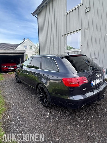 Audi A6 9 of 21