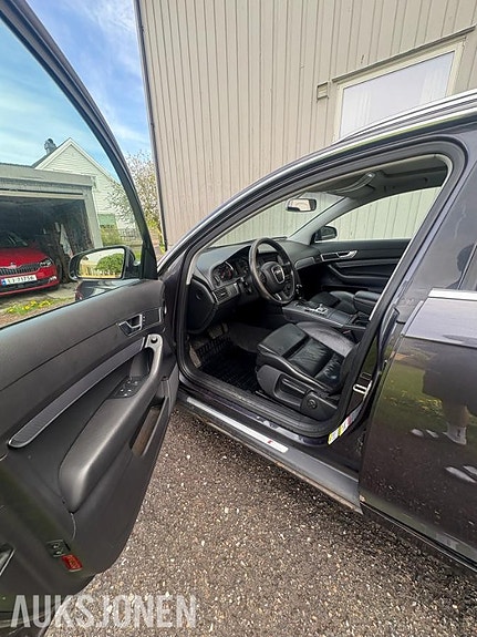 Audi A6 12 of 21