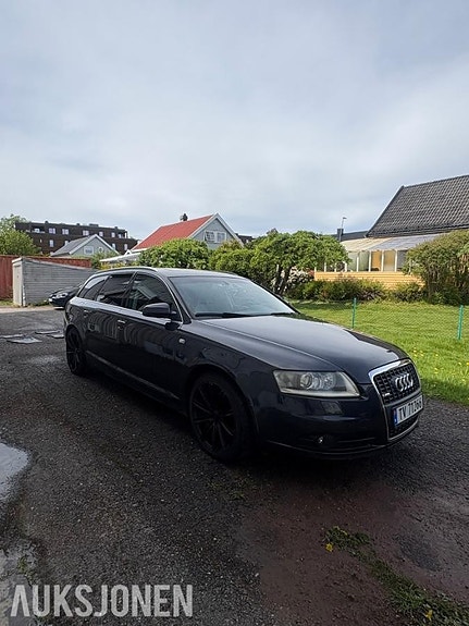 Audi A6 4 of 21