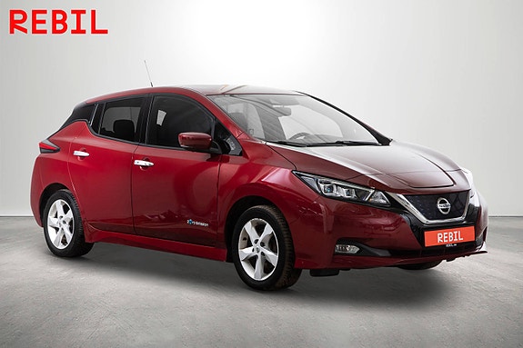 Nissan Leaf 4 of 24