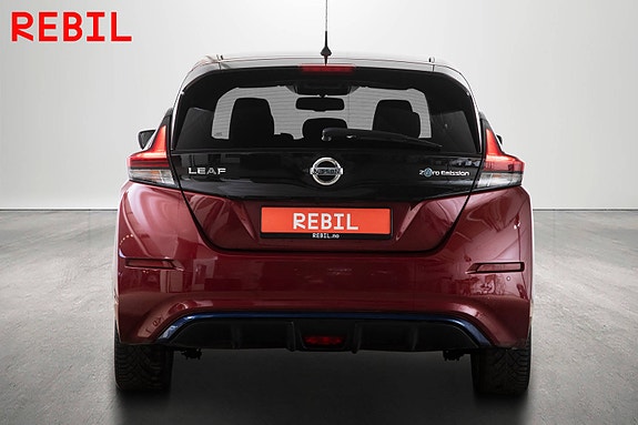 Nissan Leaf 6 of 24