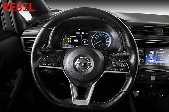 Nissan Leaf 14 of 24