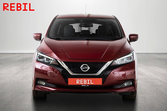Nissan Leaf 3 of 24