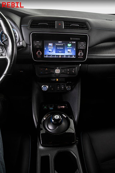 Nissan Leaf 16 of 24