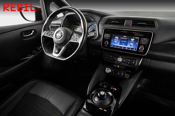 Nissan Leaf 9 of 24