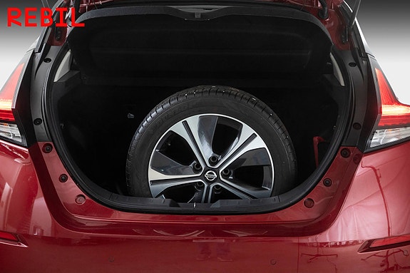 Nissan Leaf 23 of 24