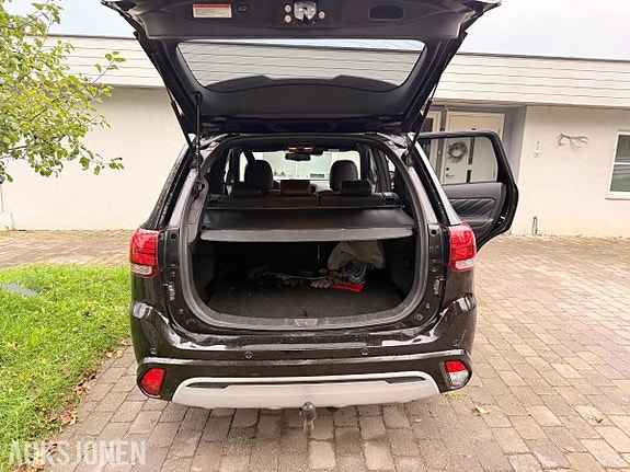 Mitsubishi Outlander 19 of 28