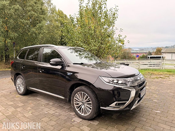 Mitsubishi Outlander 3 of 28