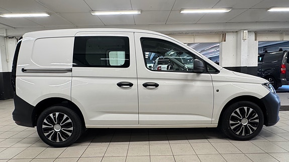 Volkswagen Caddy 13 of 30