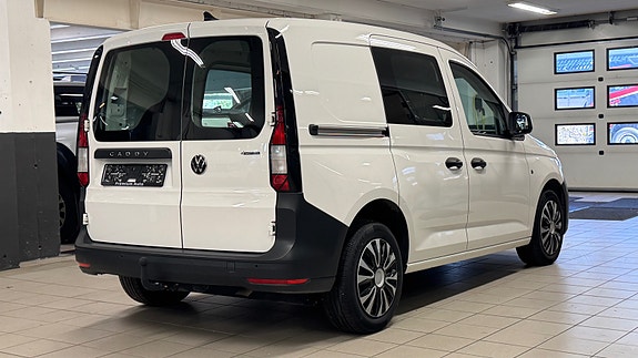 Volkswagen Caddy 12 of 30