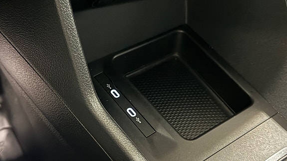 Volkswagen Caddy 29 of 30