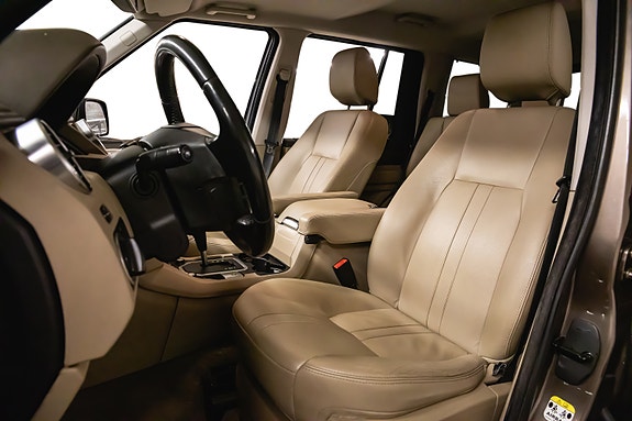 Land Rover Discovery 4 3 of 30