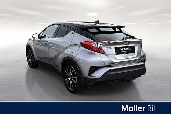 Toyota C-HR 7 of 22