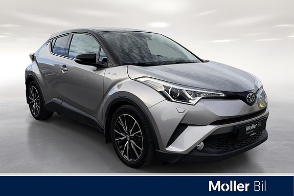 Toyota C-HR 3 of 22