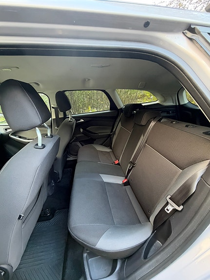 Ford Focus 7 of 18