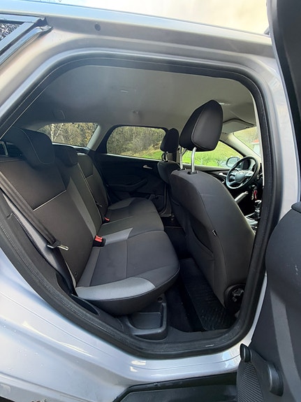 Ford Focus 10 of 18