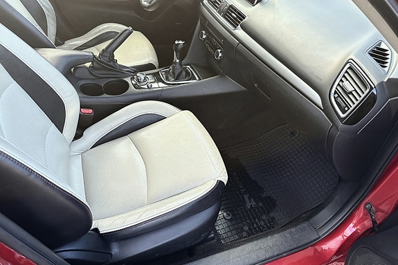 Mazda 3 13 of 24