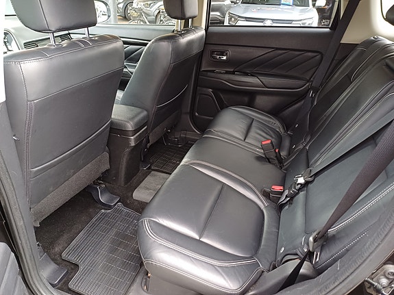 Mitsubishi Outlander 7 of 11