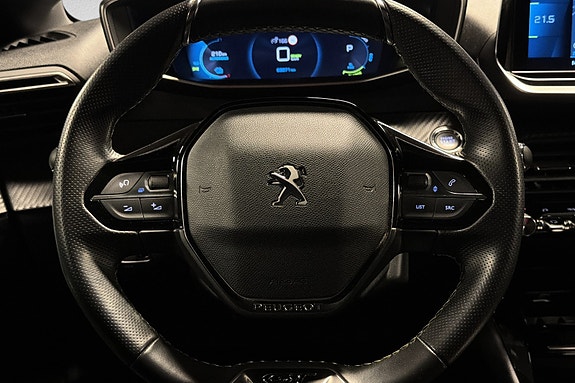 Peugeot e-208 13 of 20