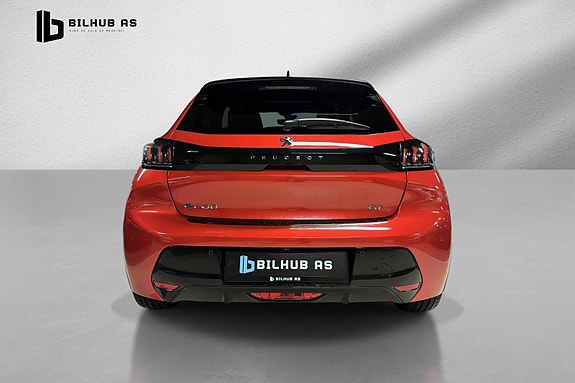 Peugeot e-208 7 of 20