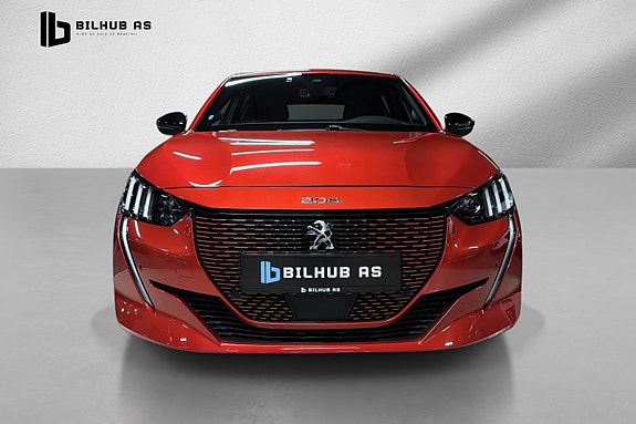 Peugeot e-208 3 of 20