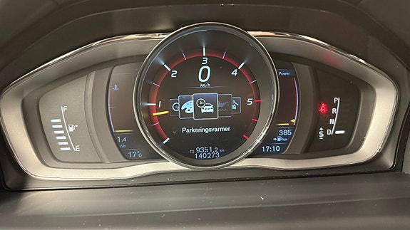 Volvo XC70 19 of 30