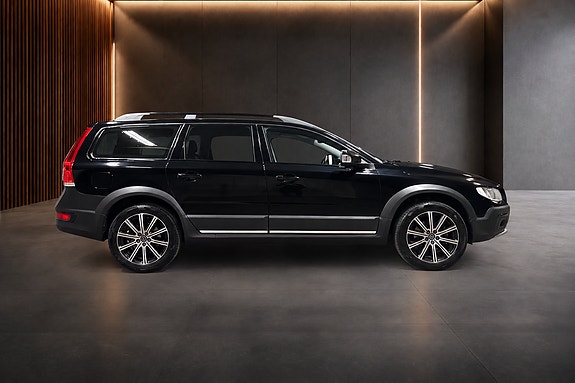 Volvo XC70 8 of 30