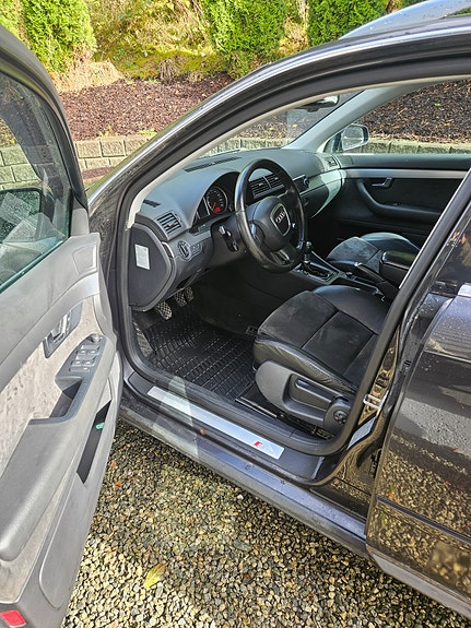 Audi A4 9 of 14
