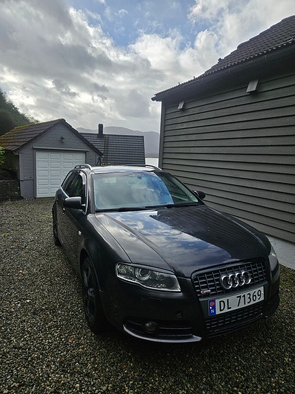 Audi A4 3 of 14