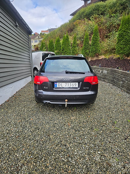 Audi A4 4 of 14