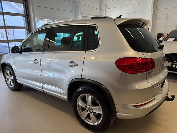 Volkswagen Tiguan 6 of 26