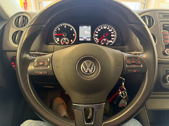 Volkswagen Tiguan 18 of 26