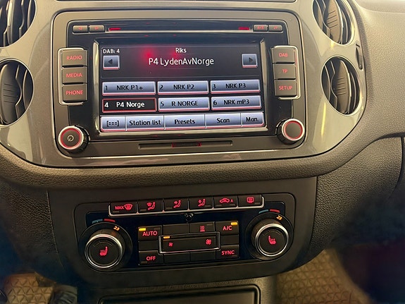 Volkswagen Tiguan 19 of 26
