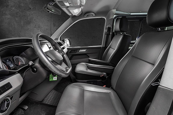 Volkswagen Transporter 10 of 28