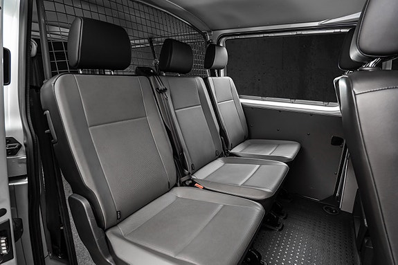 Volkswagen Transporter 17 of 28