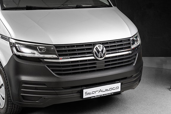 Volkswagen Transporter 2 of 28