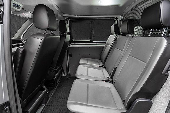Volkswagen Transporter 12 of 28
