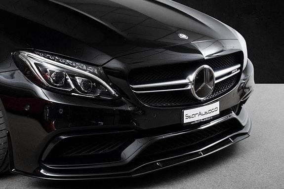 Mercedes-Benz C63 6 of 30