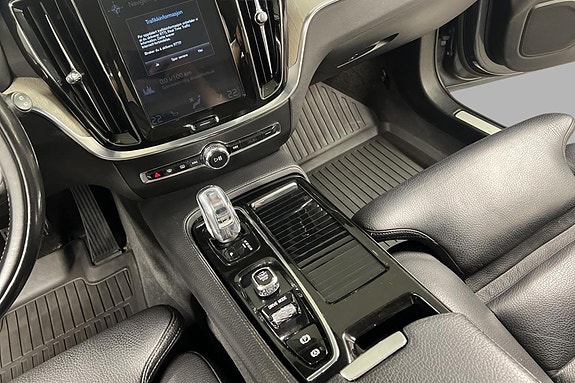 Volvo V60 14 of 30
