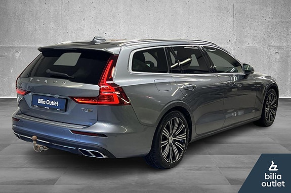 Volvo V60 4 of 30