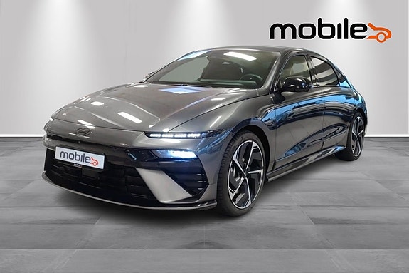 Hyundai Ioniq 6 11 of 16