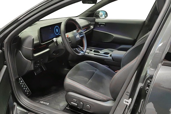 Hyundai Ioniq 6 8 of 16